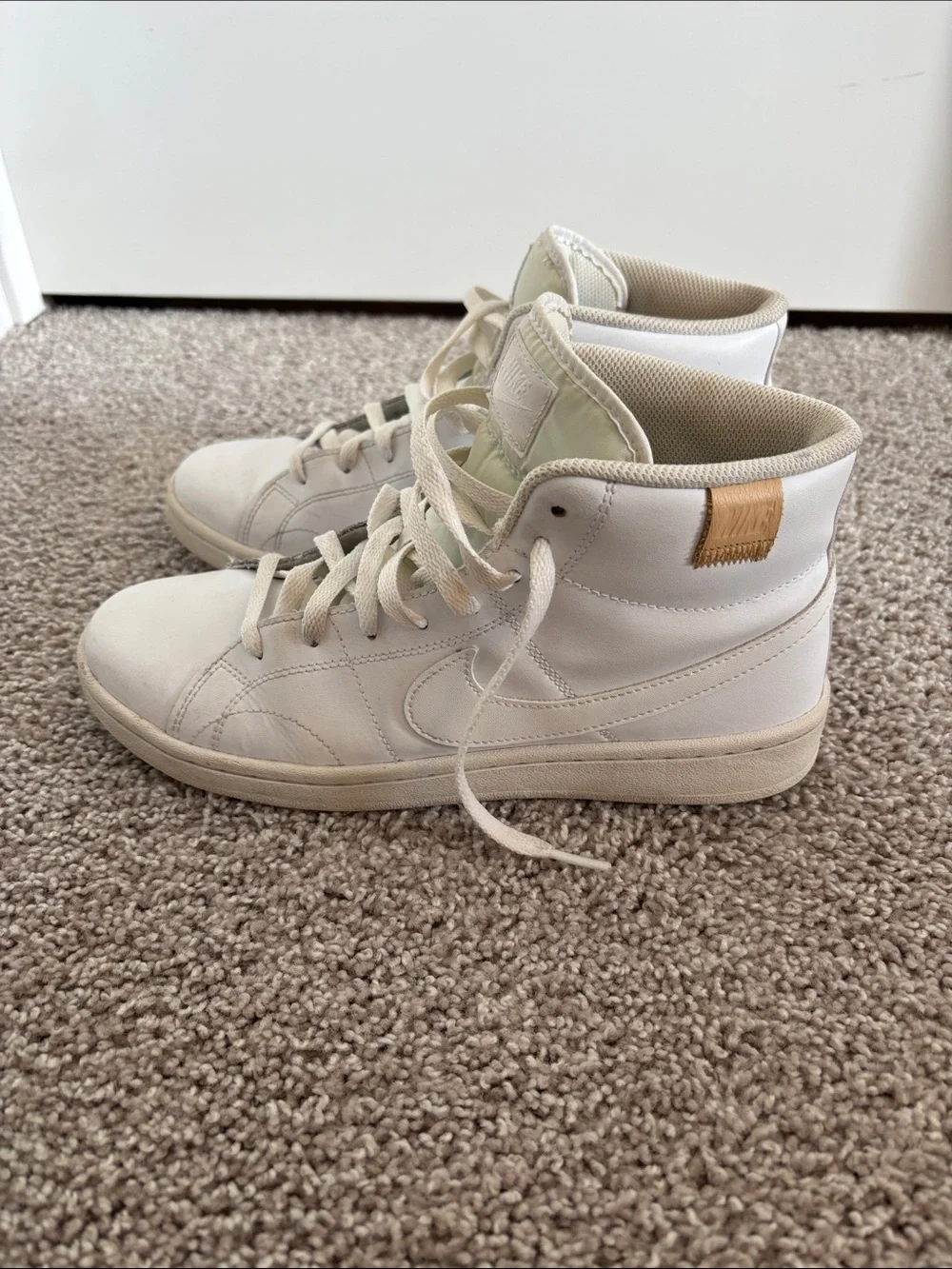 Nike Court Royale in White Onyx